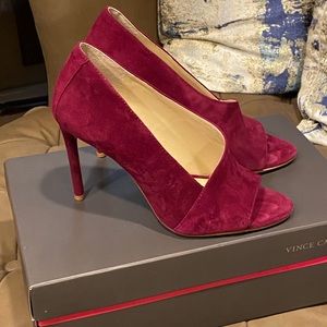 Vince camuto purple heels